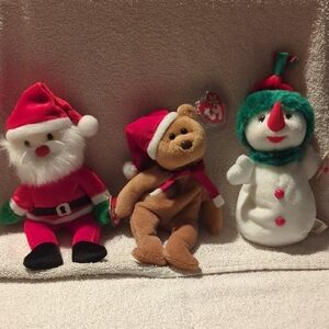 Festive Plush Toy Trio  TY  Beanies Babies  - Santa, Bear, and Snowman